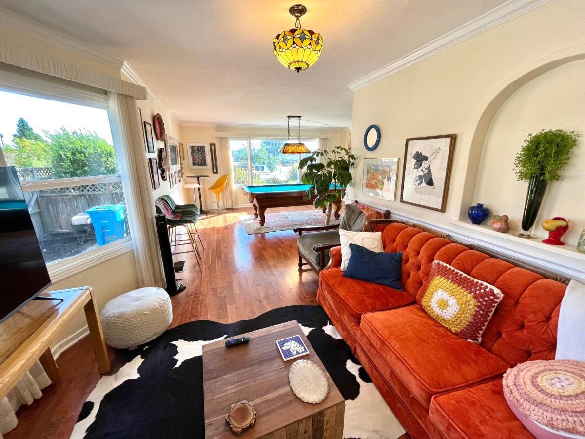 Spacious Renovated Petaluma Home- Pool Table, Fire Pit, Parking Eksteriør billede