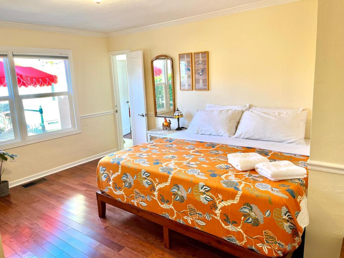 Spacious Renovated Petaluma Home- Pool Table, Fire Pit, Parking Eksteriør billede